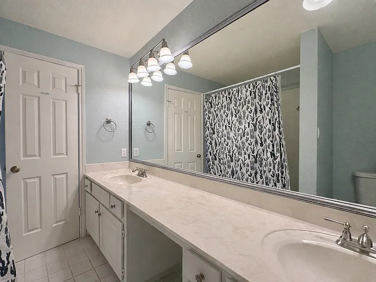 3208 Hampton Rd — Photo 16