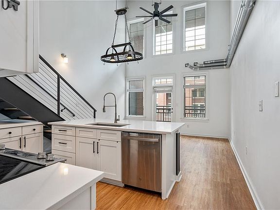 3rd image of 260 18th St NW Unit 10314