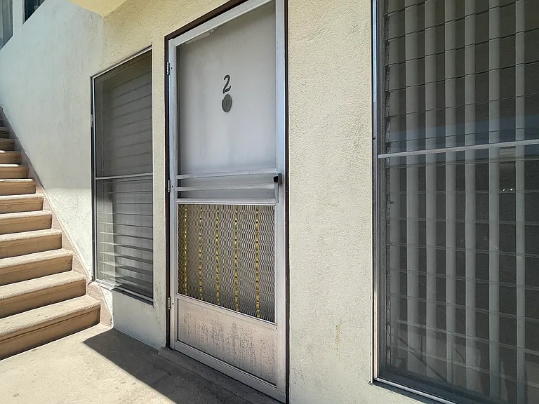 1607 N Harvard Blvd #2 — Photo 16