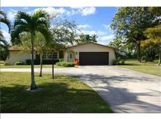 8922 SW 127th Ter, Miami, FL 33176