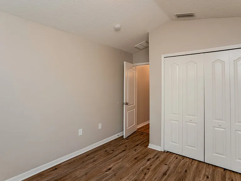 1010 Cristelle Jean Dr — Photo 13