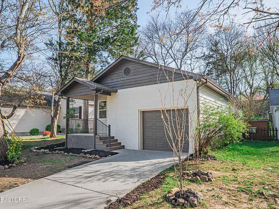 1st image of 1506 Rhododendron Ct