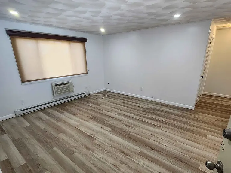 60 Bethel St #B2 — Photo 10