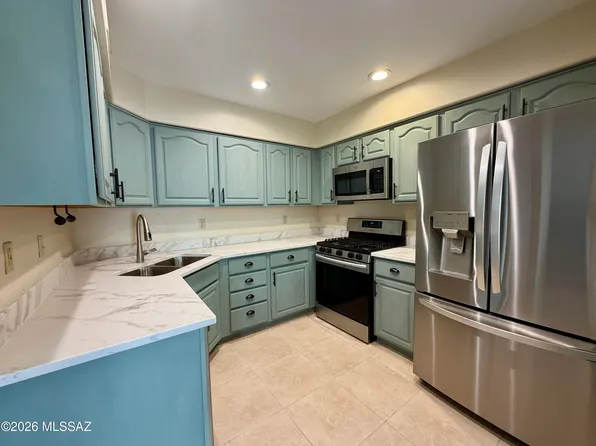 2928 E Sierra Vista Rd, Tucson, AZ 85716