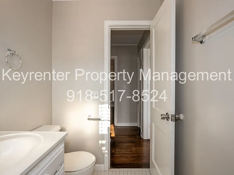 1502 N Columbia Ave — Photo 25