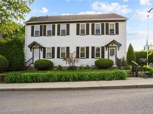 19 Mendon St, Blackstone, MA 01504