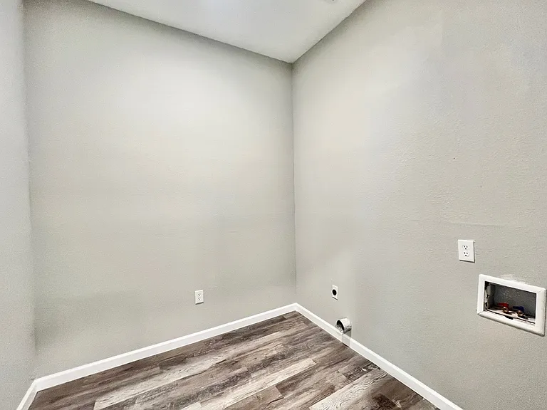 22060 Flanagan Cir #B — Photo 13