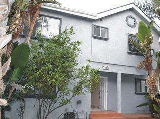 6407 Gentry Ave, North Hollywood, CA 91606