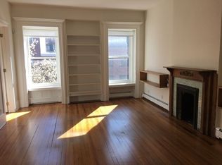 203 Grand St FLOOR 3, Brooklyn, NY 11211