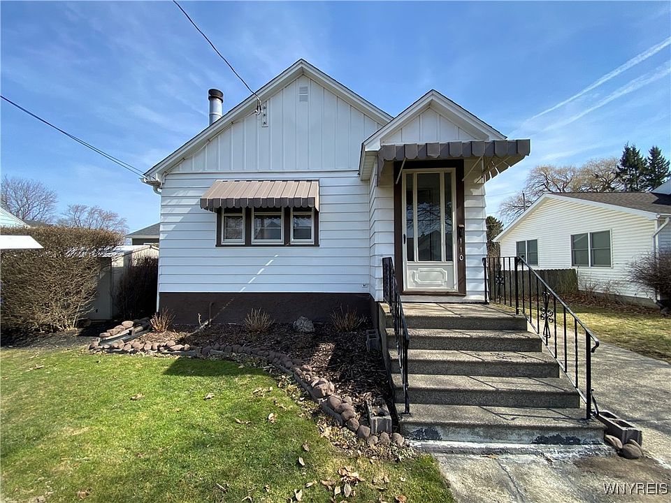 1st image of 110 Fernwood Ave