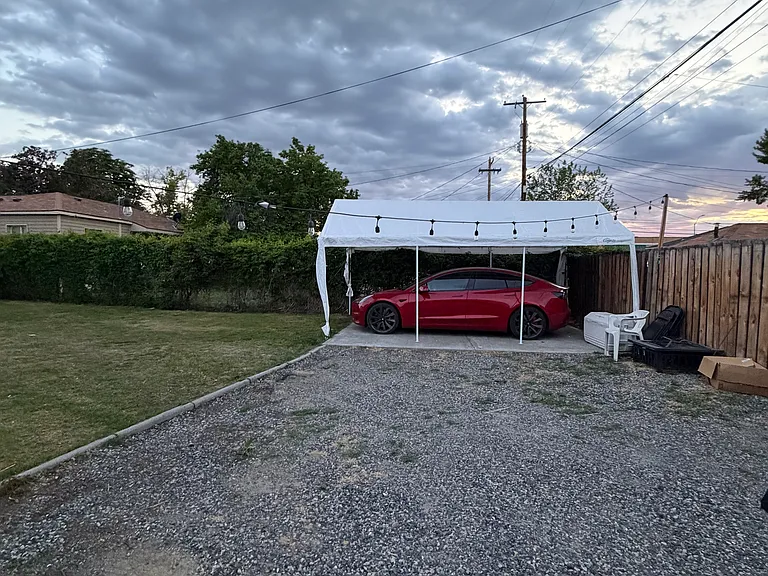 1133 W Nixon St — Photo 3