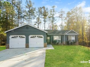 220 Westcliffe Ct, Atlanta, GA 30349