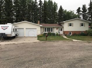 910 2nd Ave, Cando, ND 58324