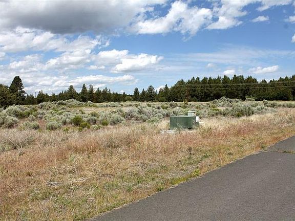 3rd image of 12907 SE Sierra Way