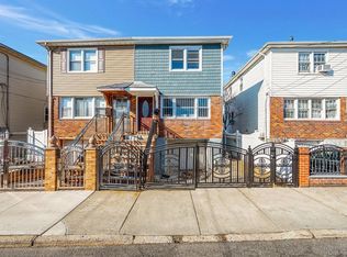 8726 127th St, Richmond Hill, NY 11418