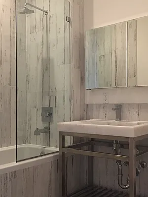 Rented by Jacquelyn 327 LLC | media 19