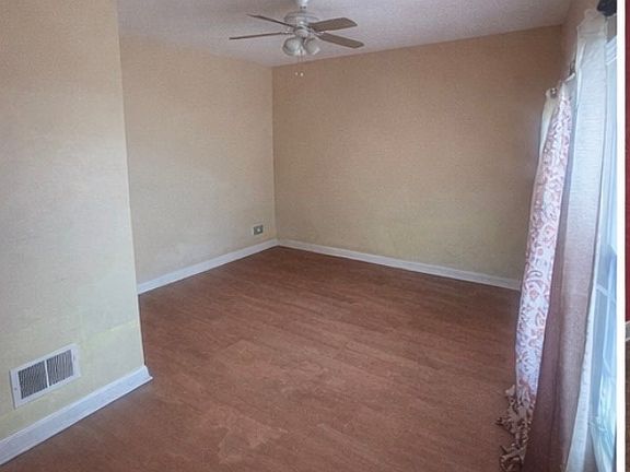 2nd image of 405 S 12th Ave #0