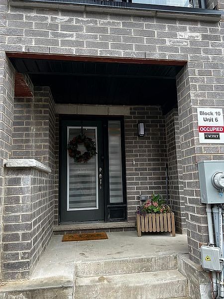 1st image of 585 Colborne St E #1006