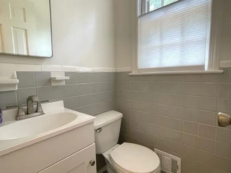 4408 Glenridge St — Photo 19