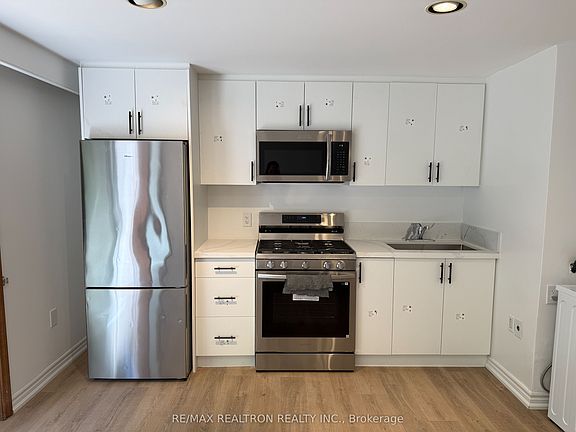 2nd image of 368 Spring Garden Ave
