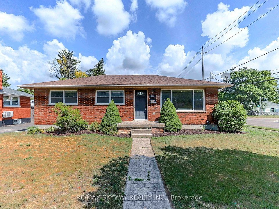 1st image of 724 Brant St
