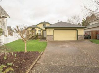 1741 NW 5th Ct, McMinnville, OR
