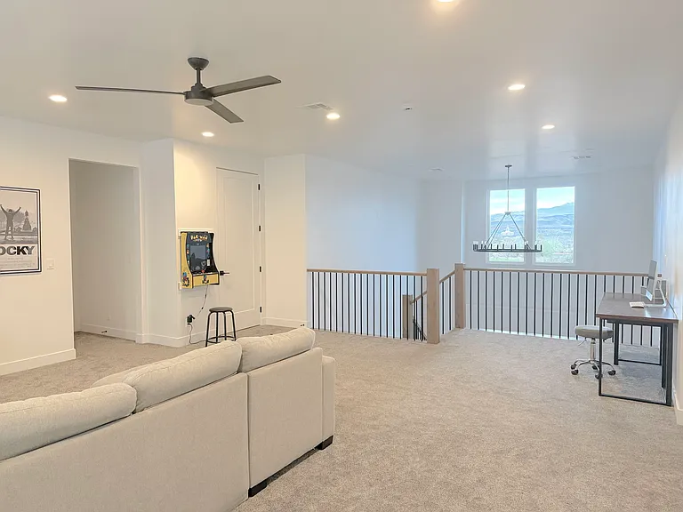 3364 E Ezra Dr — Photo 14