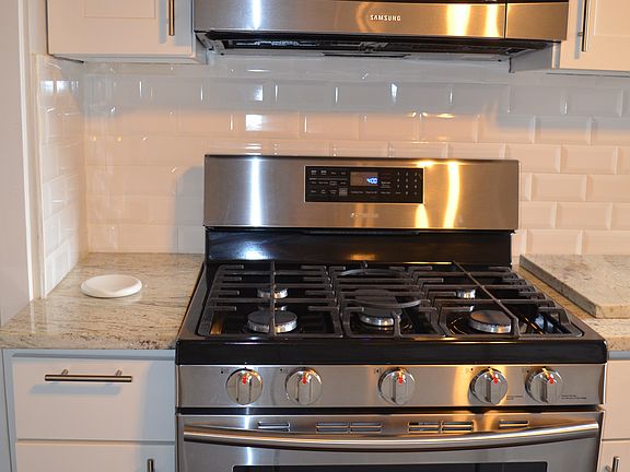 Gas Range and Microwave