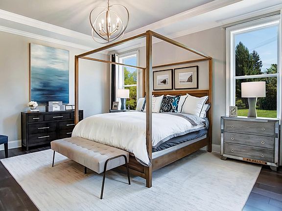 Large primary suite with expansive walk-in closet