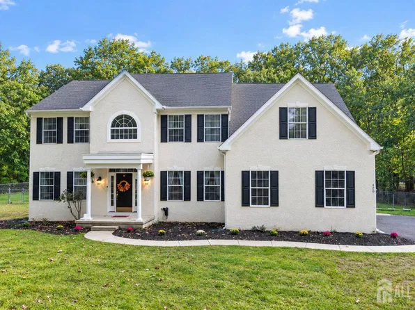 420 Tuckerton Rd, Medford, NJ 08055