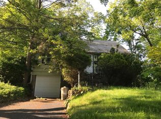 19 Lorelei Rd, West Orange, NJ 07052
