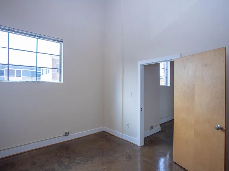Cornish Brewery Apartment Homes — Photo 143