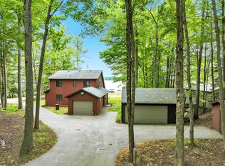 9207 W Lake Dr, Pound, WI 54161