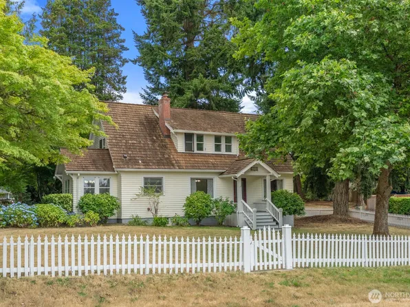 1404 Adams Street, Steilacoom, WA 98388