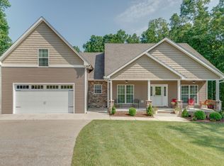 504 Cole Ct, Burns, TN 37029