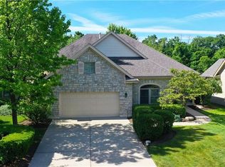 1096 Greenskeeper Way, Dayton, OH 45458