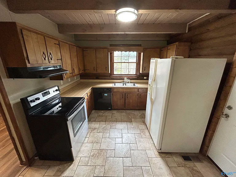 4706 Whitehall Dr NW — Photo 5