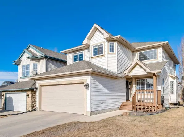 161 W Douglas Ridge Pl SE, Calgary, AB T2Z 2T3