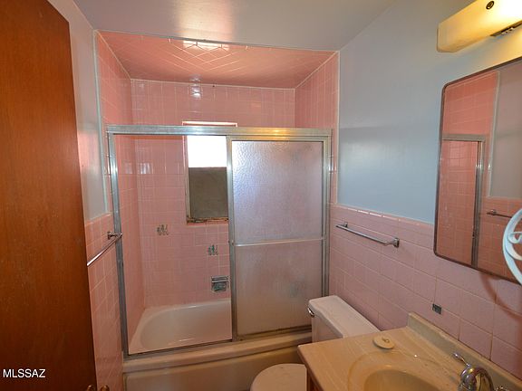 5th image of 5812 E 35th St