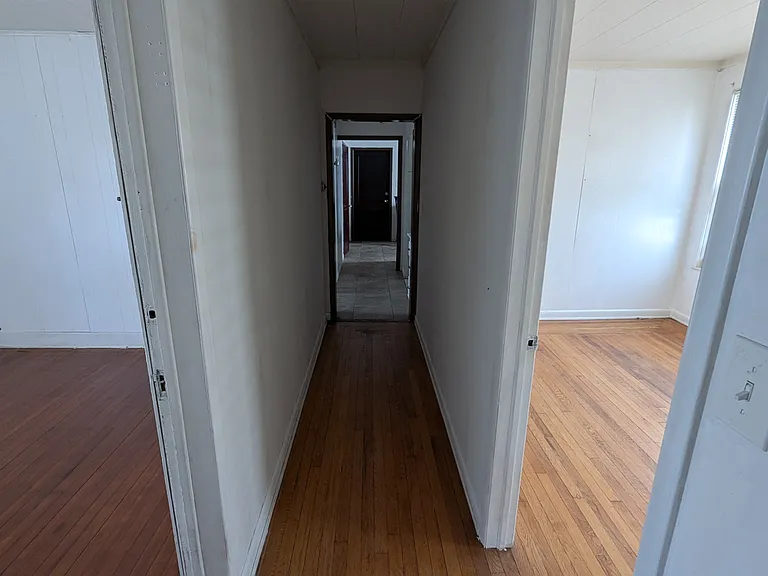 612 Morris St — Photo 11