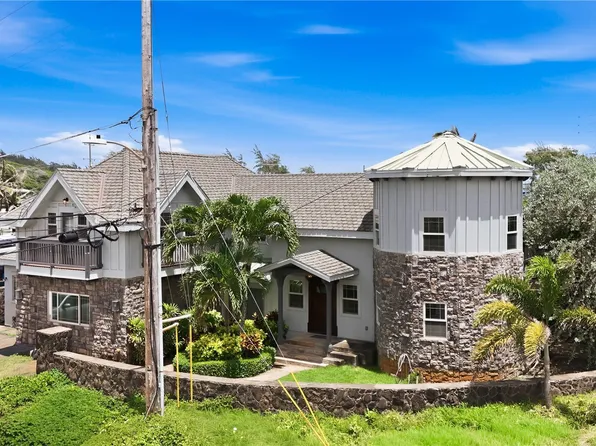 55-689 Wahinepee St, Laie, HI 96762