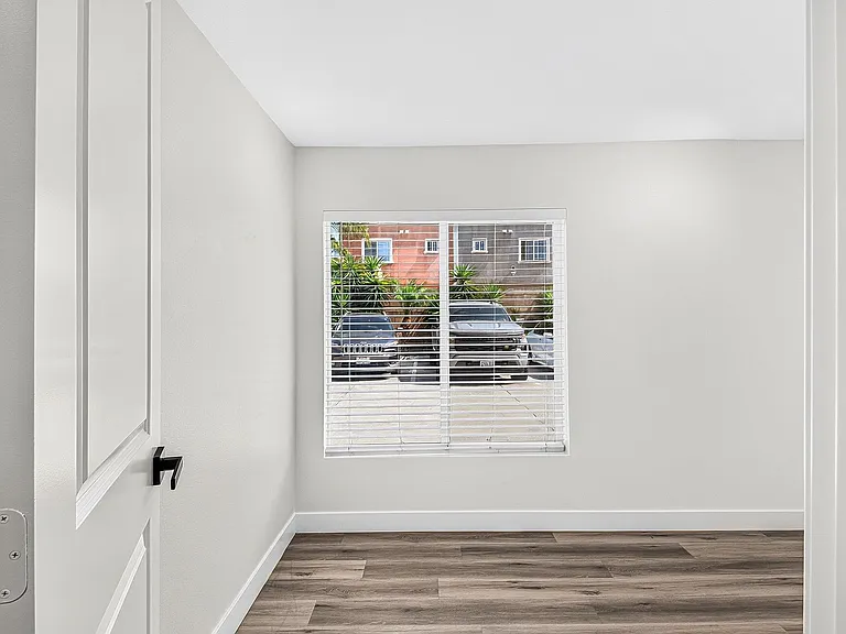 8101 Larson Avenue — Photo 23