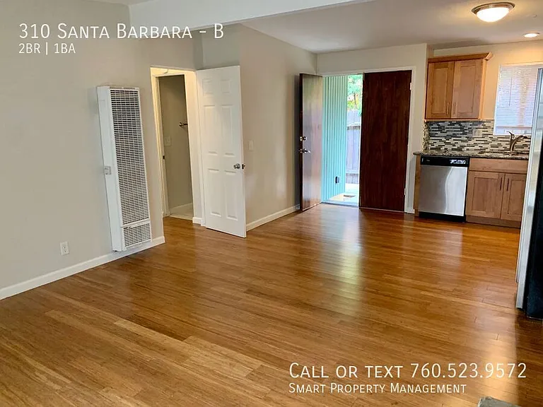 310 Santa Barbara #B — Photo 8