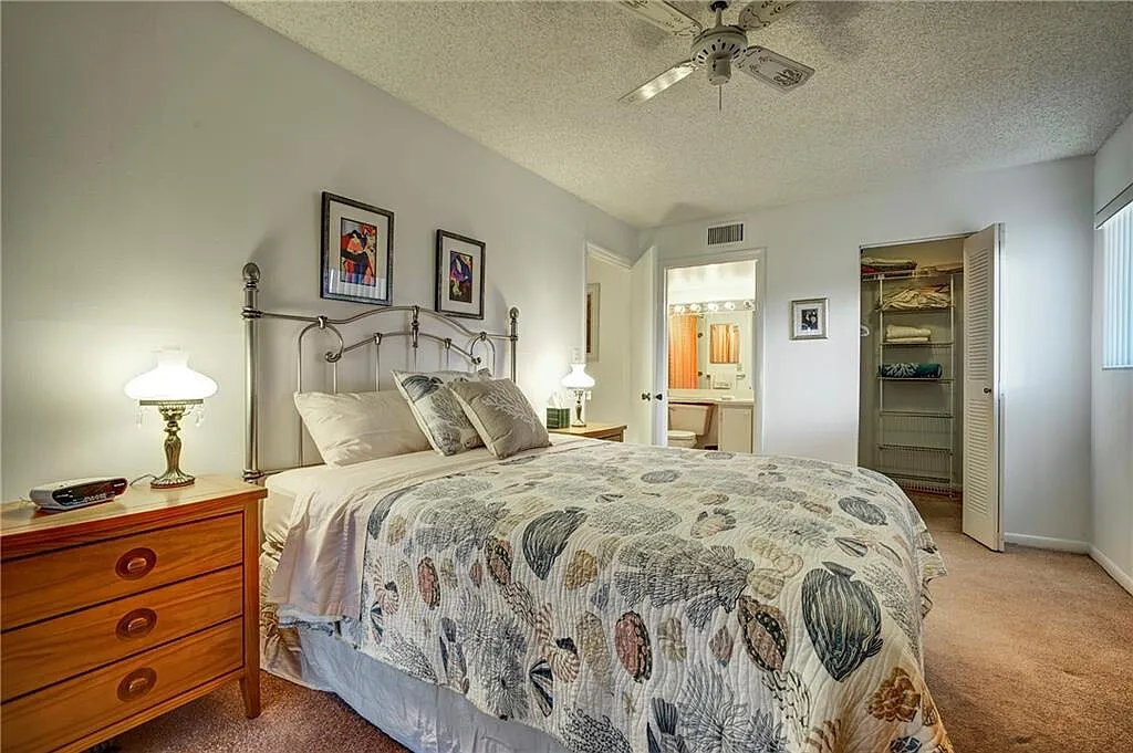 2 bed, 2.0 bath, 976 sqft, $3,000 — Photo 3