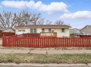 622 W 64th St, Davenport, IA 52806