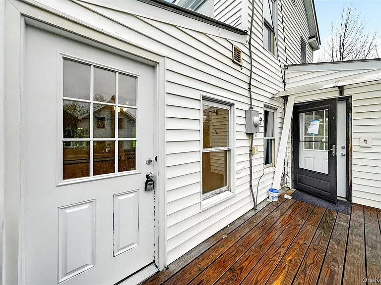 41 Rock Ridge Ave — Photo 21