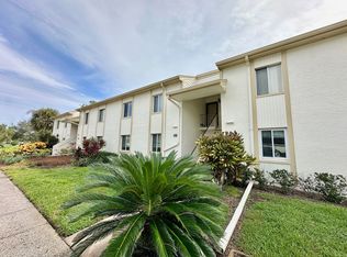 208 Cypress Ct, Oldsmar, FL 34677