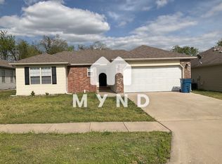 658 S Mahn Ave, Springfield, MO 65802