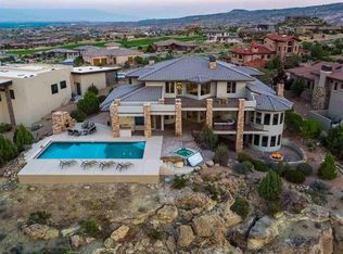 332 Red Ridge Ct, Grand Junction, CO 81507
