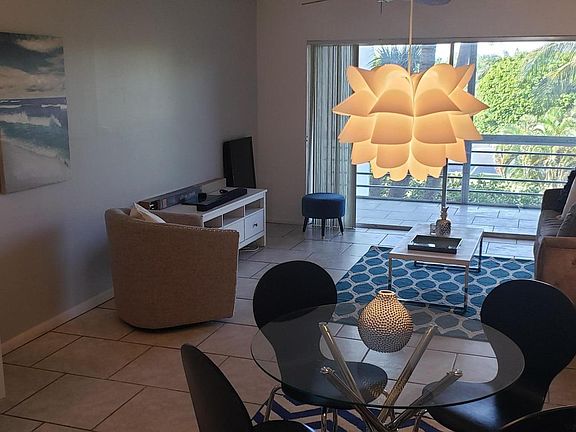 5th image of 300 Waterway Dr S APT 306